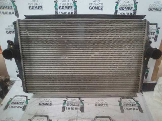 Chłodnica intercoolera 31274554 VOLVO