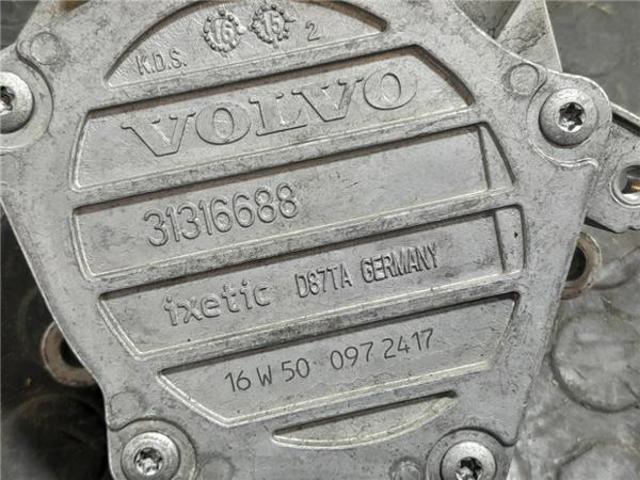 Pompa podciśnienia Volvo XC90 2 256
