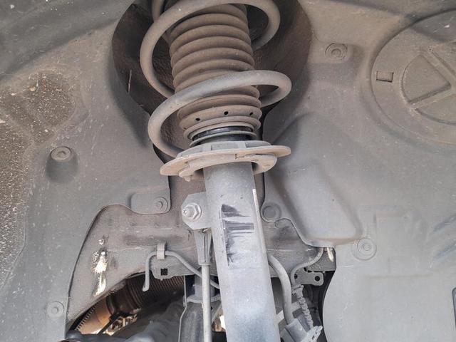 Amortyzator przedni prawy 31316852414 BMW