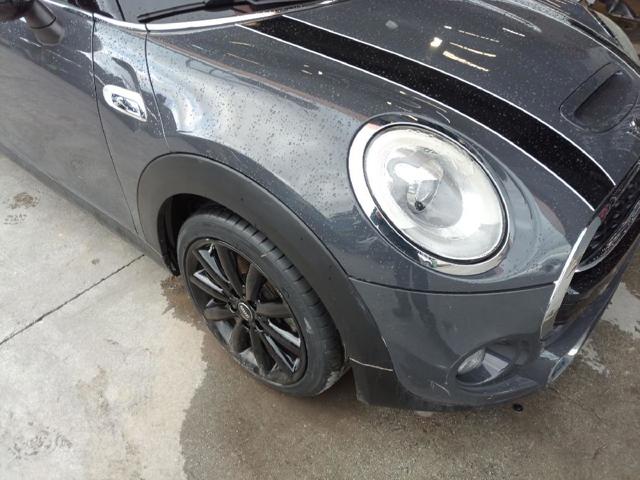 Amortyzator przedni prawy 31316852414 BMW