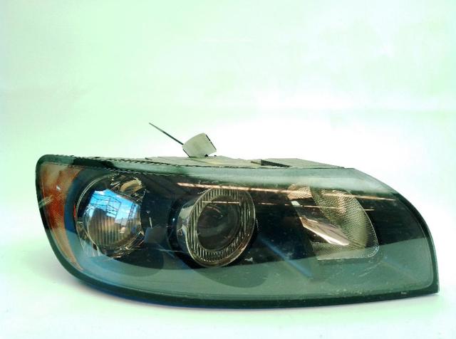 Reflektor prawy 31335231 VOLVO