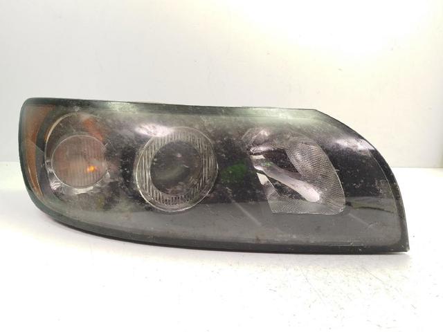 Reflektor prawy 31335231 VOLVO