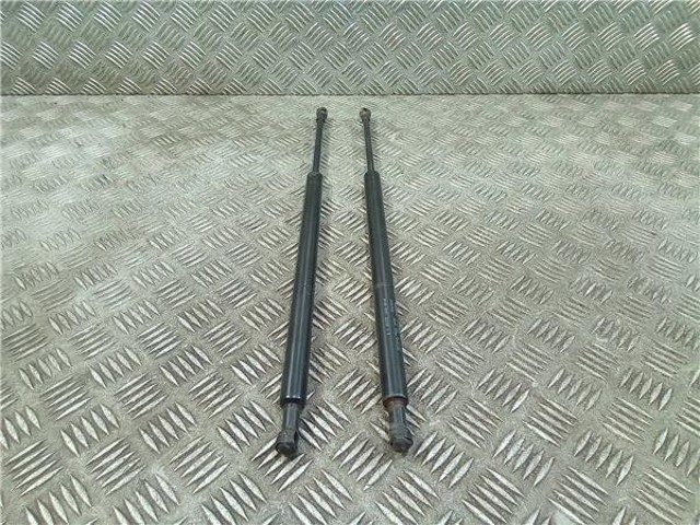 Amortyzator klapy bagażnika (3/5 drzwi-tylnych) 31335392 VOLVO