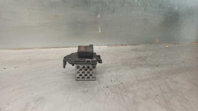 Przekaźnik wentylatora Renault LOGAN