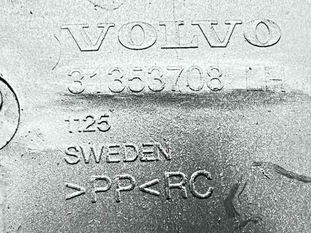 Nadkole błotnika przedniego lewe Volvo XC90