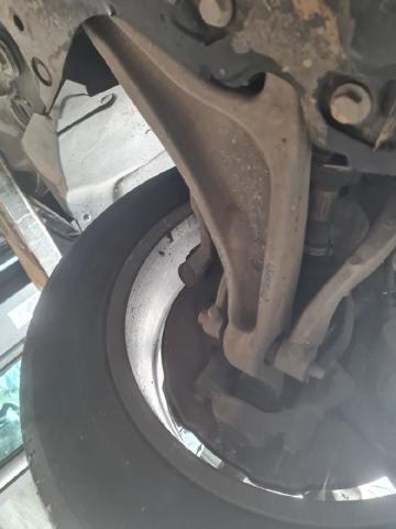 Wahacz zawieszenia przedniego dolny prawy 31360651 VOLVO