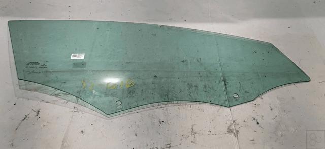 Szyba drzwi prawych przednich 31386763 VOLVO