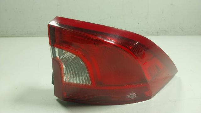 Lampa zespolona tylna prawa zewnętrzna 31395931 VOLVO