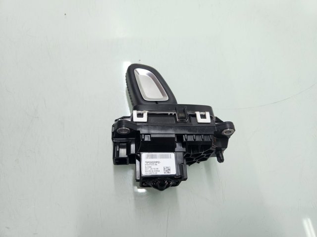 Volvo XC40 (2017-2026)