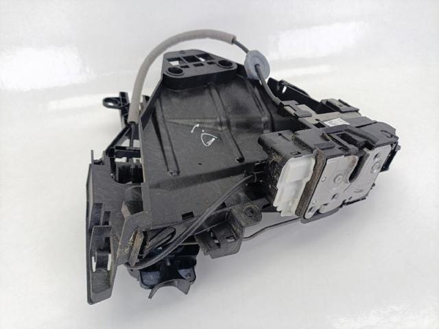 Zamek drzwi przednich lewych 31440389 VOLVO