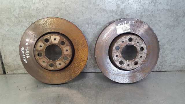 Tarcza hamulcowa przednia 31471830 VOLVO