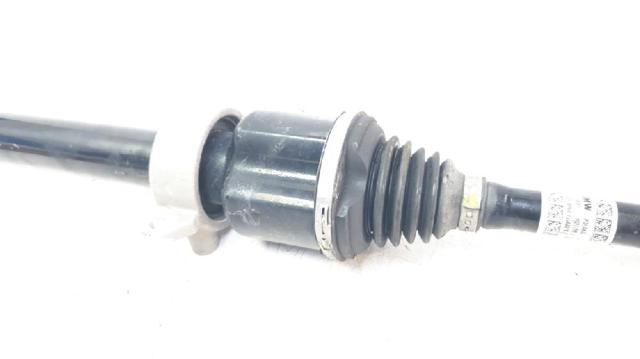 Półoś napędowa przednia prawa BMW X1 F48