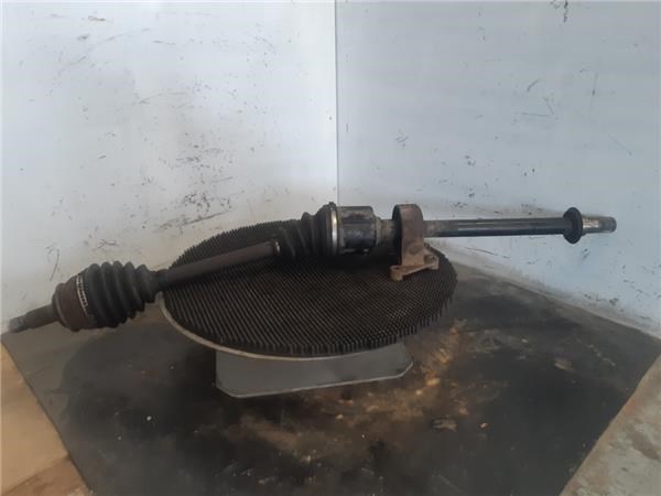 Półoś napędowa przednia lewa 31607574852 BMW