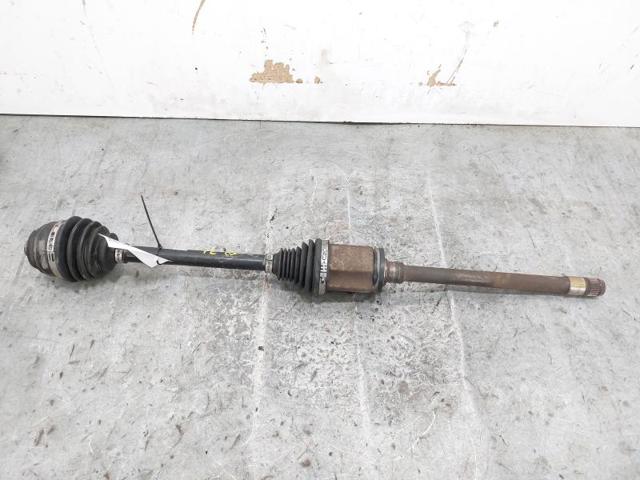 Półoś napędowa przednia prawa 31607619658 BMW