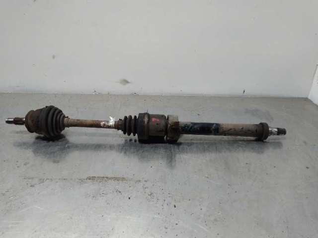 Półoś napędowa przednia prawa 31608605466 BMW