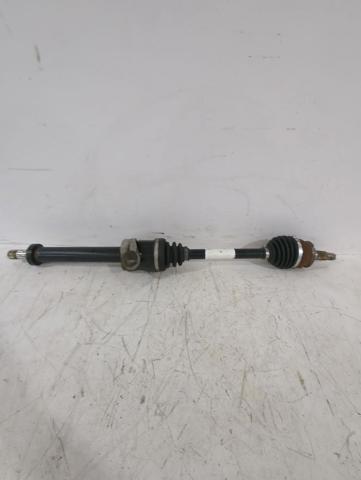 Półoś napędowa przednia prawa 31608605474 BMW