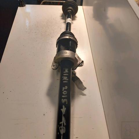 Półoś napędowa przednia prawa MINI Cooper F56