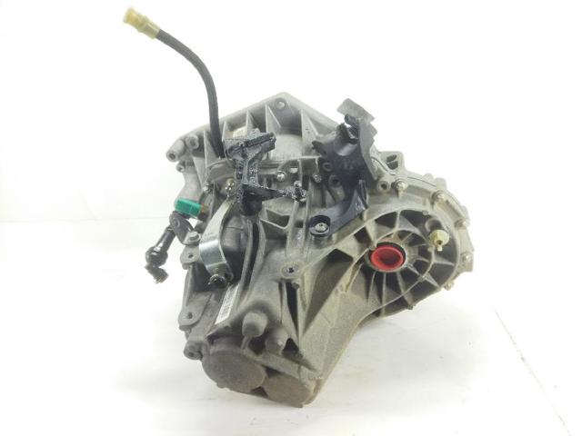 Mechaniczna skrzynia biegów w komplecie 320106758R RENAULT