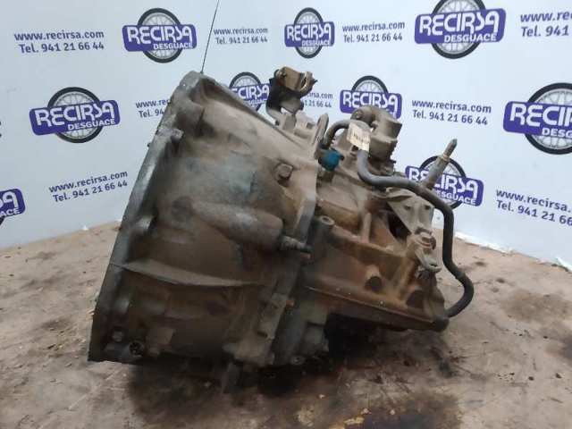 Mechaniczna skrzynia biegów w komplecie 32010AE865 NISSAN