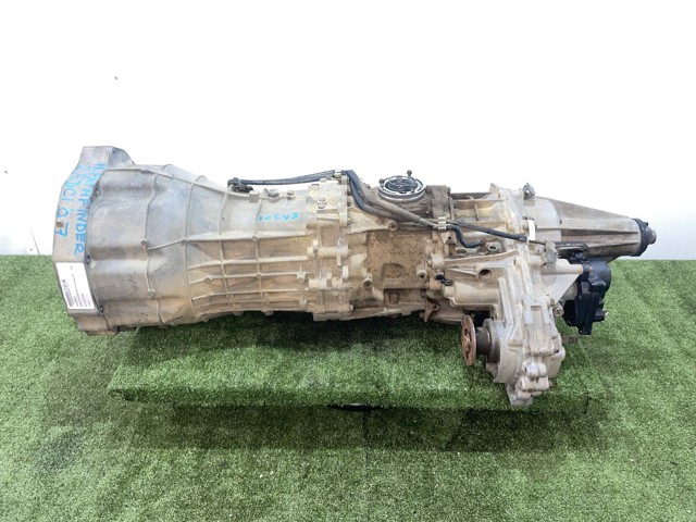 Mechaniczna skrzynia biegów w komplecie 32010EB510 NISSAN