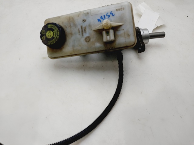 Cylinder hamulcowy Nissan Primastar