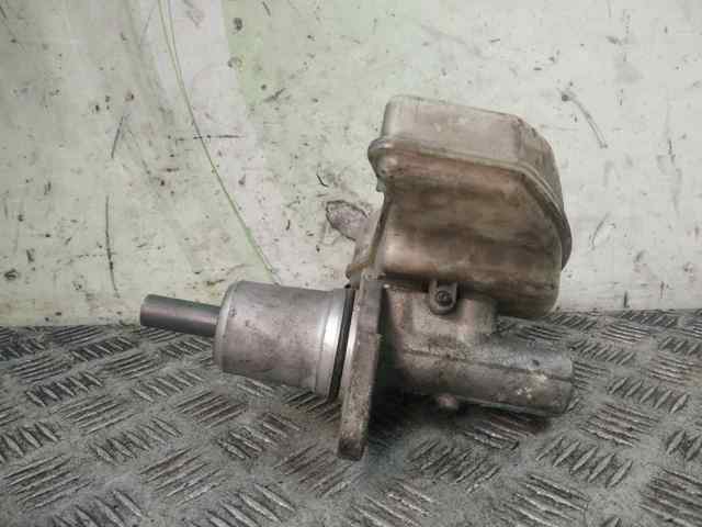 Zbiorniczek głównego cylindra hamulcowego (płynu hamulcowego) 320670252 MERCEDES