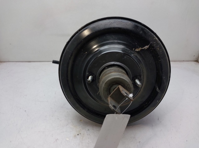 Wzmacniacz próżniowy hamulców 32067474 BMW