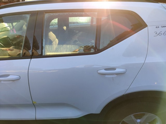 Drzwi tylne lewe Volvo XC40 536