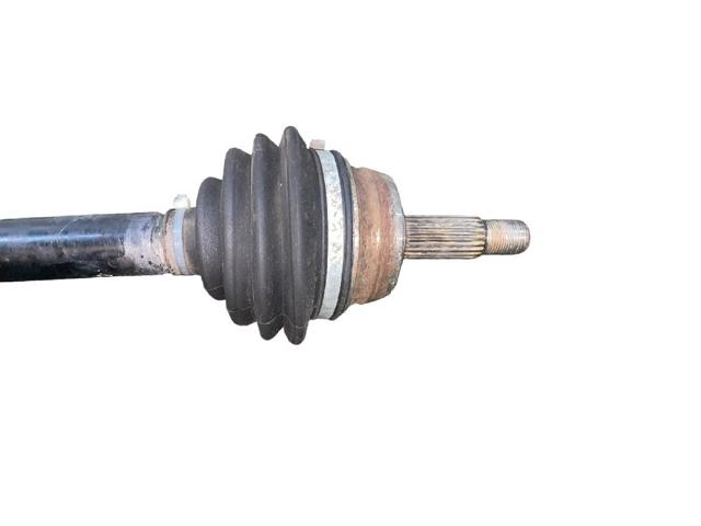 Półoś napędowa przednia Audi 80 81, 85