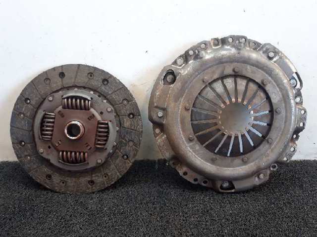 Tarcza sprzęgła 322014711 VAG