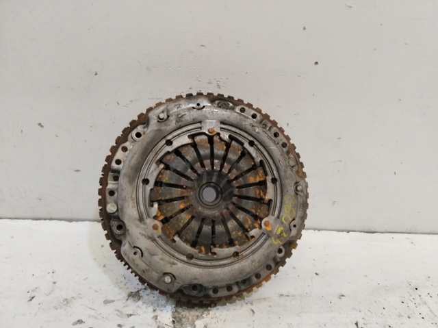 Tarcza sprzęgła 322034210 RENAULT