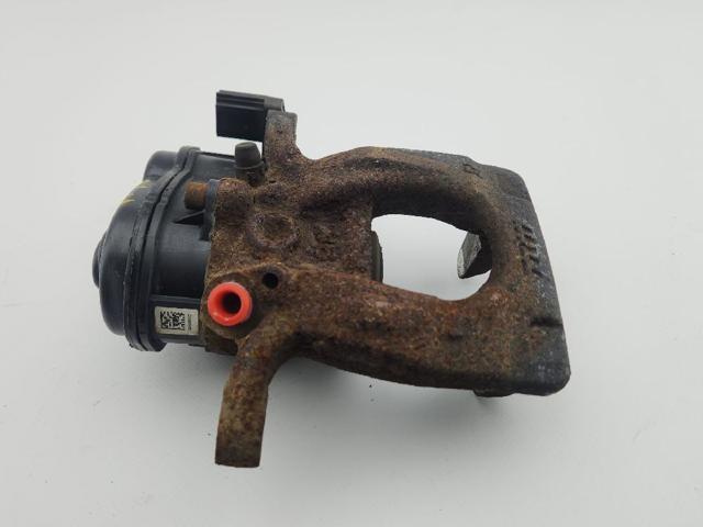 Zacisk hamulcowy tylny prawy 32353310C RENAULT