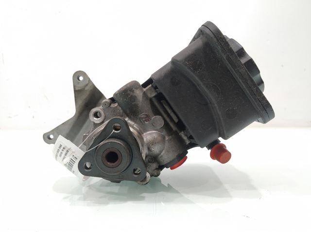 32411095749 BMW