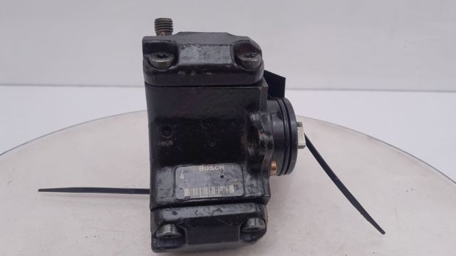 Pompa wtryskowa wysokiego ciśnienia 3310027000 HYUNDAI