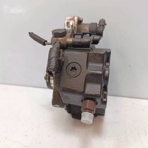 Pompa wtryskowa wysokiego ciśnienia 3310027400 HYUNDAI