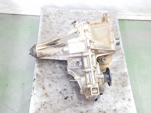 Skrzynia rozdzielcza Nissan Navara