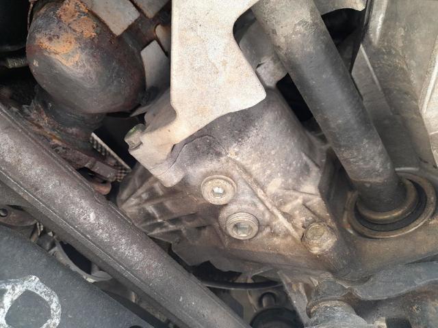 Skrzynia rozdzielcza Nissan X-Trail T31