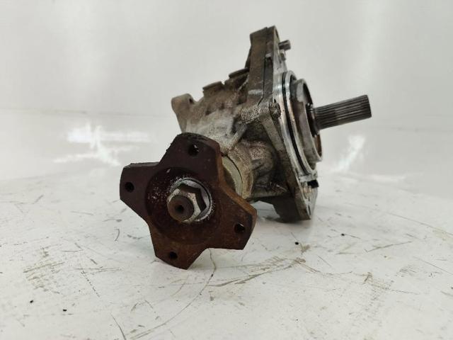 Skrzynia rozdzielcza Nissan X-Trail T31