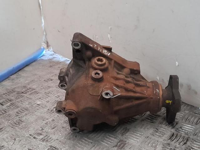 Skrzynia rozdzielcza Nissan X-Trail T31