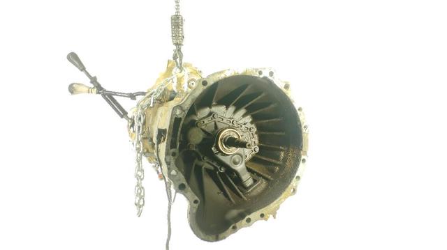 Mechaniczna skrzynia biegów w komplecie 33103G2340 NISSAN