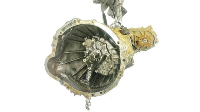 Mechaniczna skrzynia biegów w komplecie 33103G2340 NISSAN