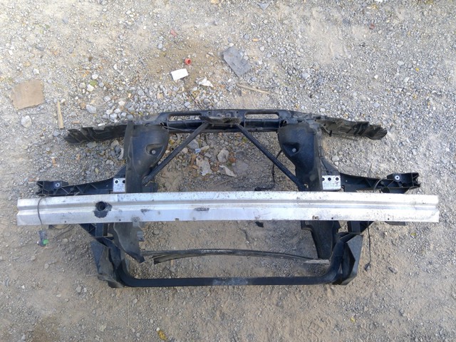 Osłona chłodnicy kompletna (panel mocowania reflektorów) 3330911 BMW