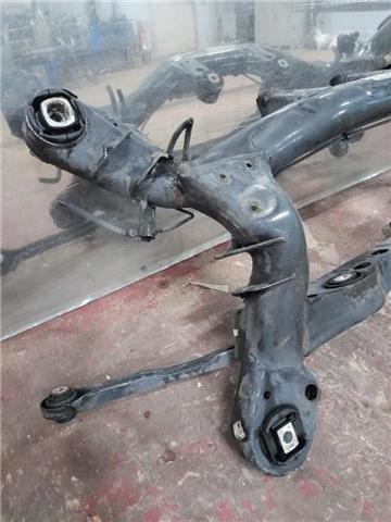 Korpus osi tylnej BMW 3 E91