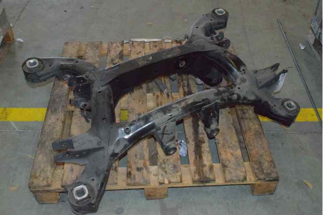 Tylna belka BMW X5