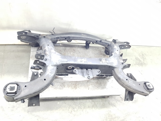 Tylna belka BMW X5
