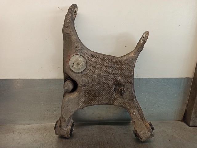 33326755989 BMW