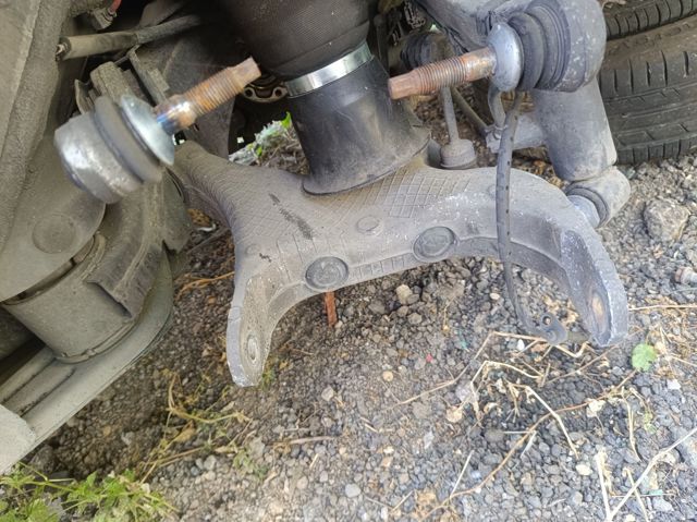 33326770951 BMW