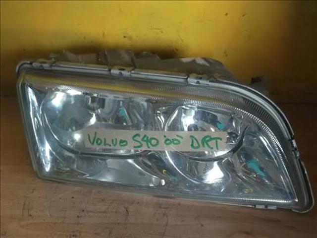 Reflektor prawy 3345703 VOLVO