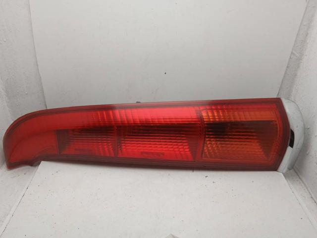  Honda STREAM  (2001-2006)