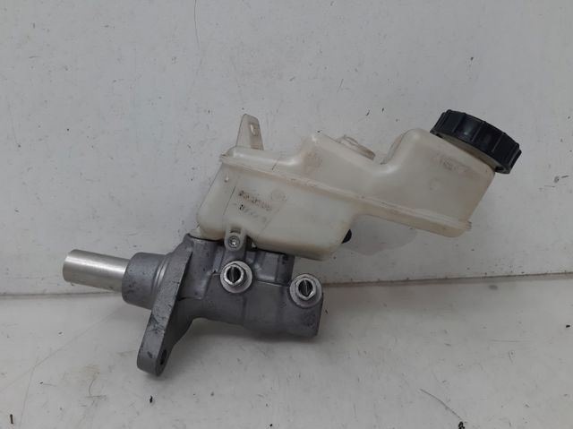 Główny cylinder hamulców 3350887761 TOYOTA